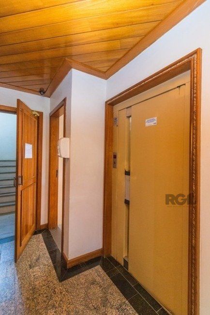 Apartamento 2 Dormitórios,Suíte,Elevador e Garagem no Bairro Santana — foto 4