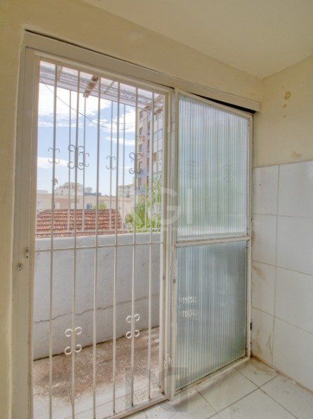Compre Prédio Comercial ou Residencial no Bairro Santana — foto 10
