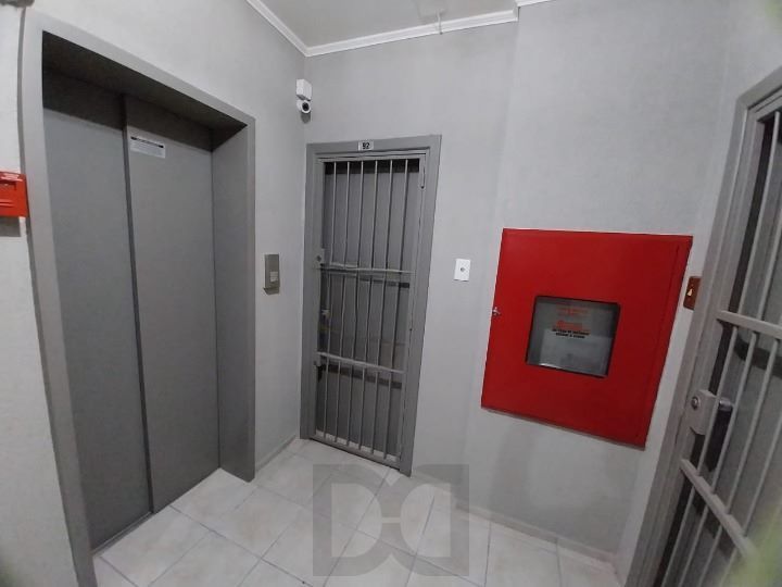 Oportunidade Sala Comercial Centro Frente andar Alto, Preço ATRATIVO. — foto 3