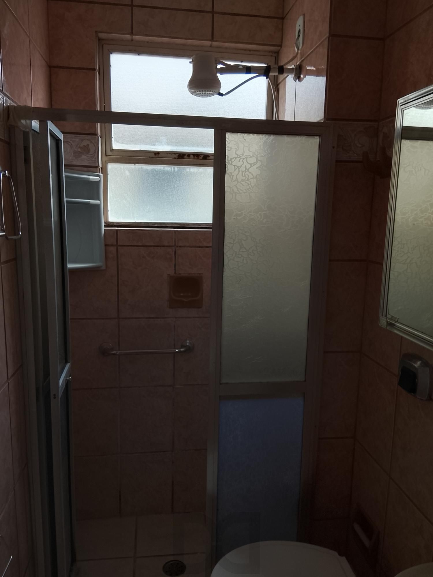 Ótimo apartamento 1D, desocupado na Medianeira, preço atrativo. — foto 28