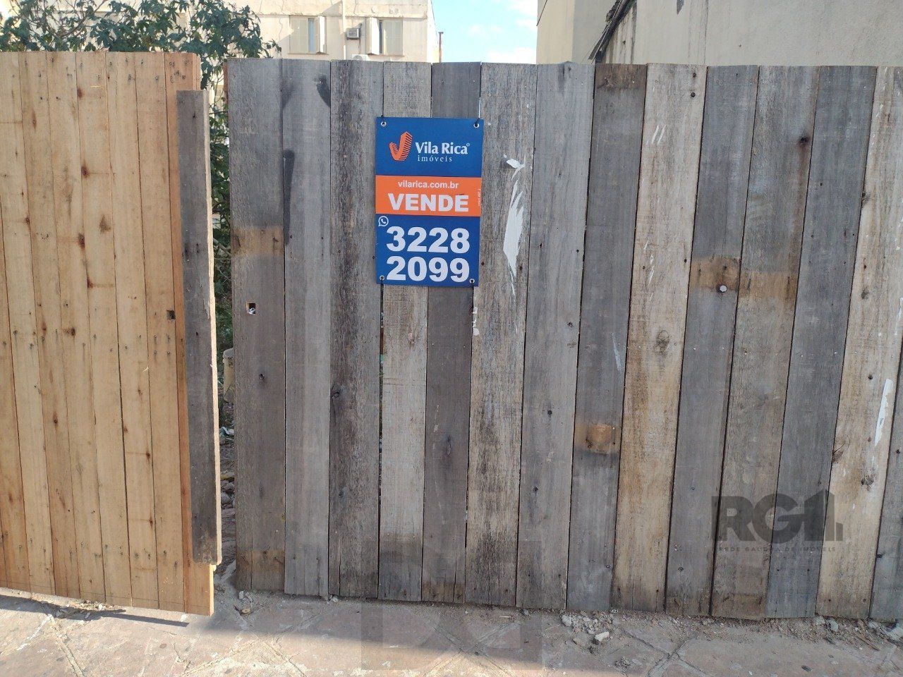 Compre terreno na Av Bento Gonçalves, 20,24 X 24M2,Bairro Partenon — foto 12