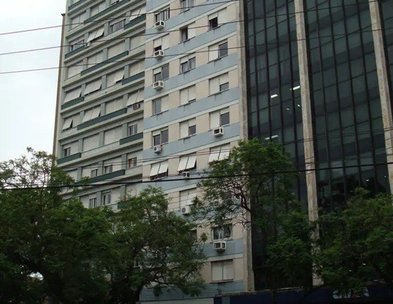 Apartamento 3 quartos, suite, dep de empregada,andar alto,Bairro Centro — foto 1
