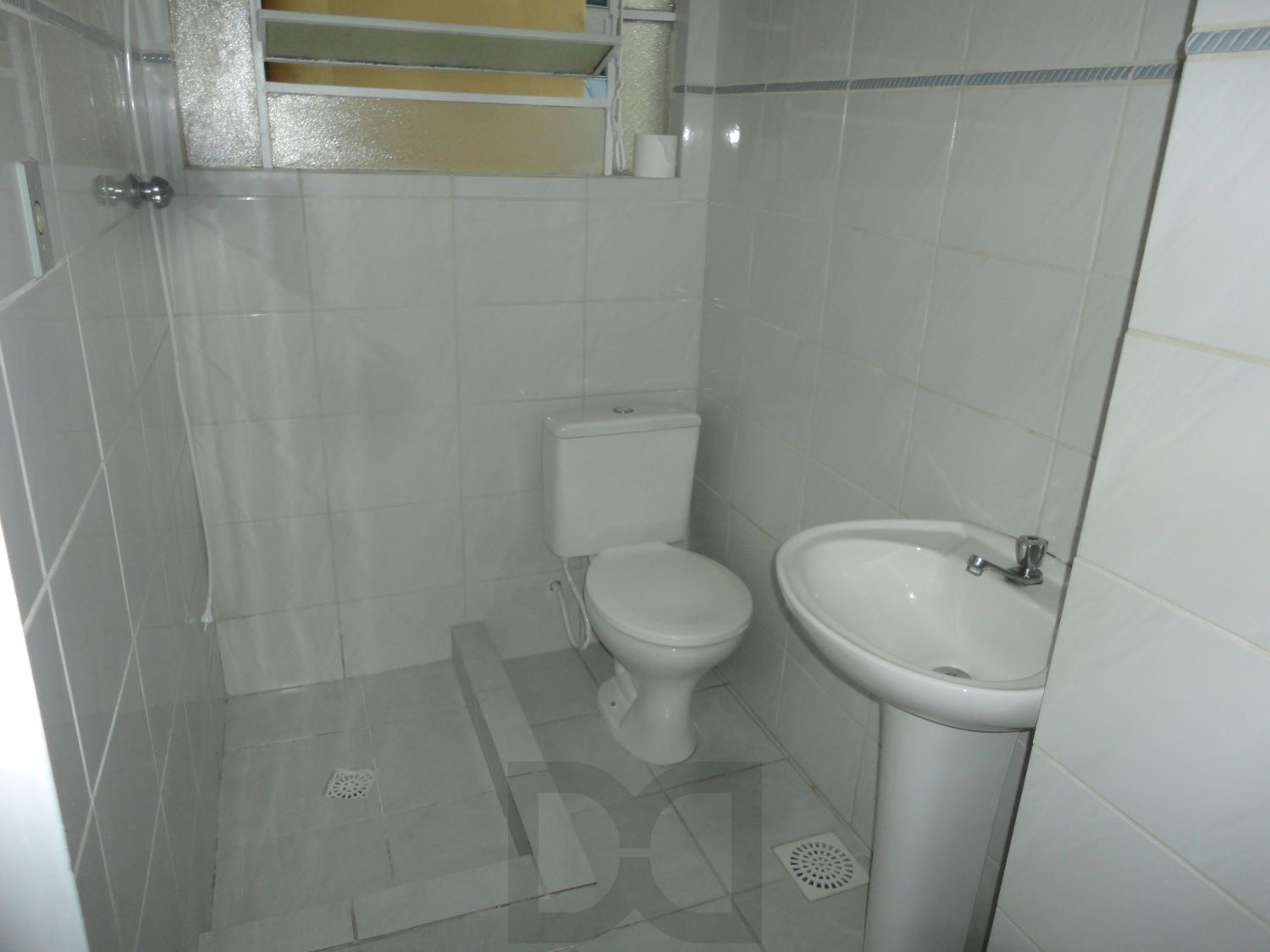 JK recém reformado, 2 piso, elevador, andradas esquina com Bento Martins, centro histórico — foto 11