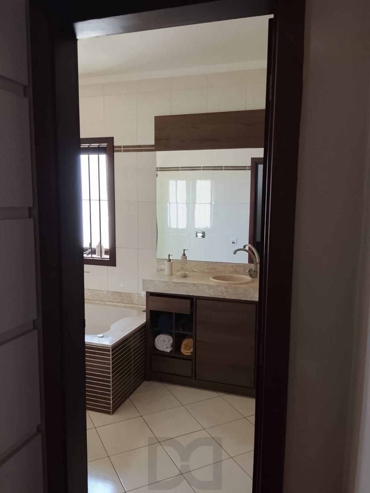 CASA / SOBRADO 5D e 10 vagas 3 Banheiros - Pátio enorme c/ Jacuzi e Pergolado - Living 3 ambientes - Sta Teresa — foto 70
