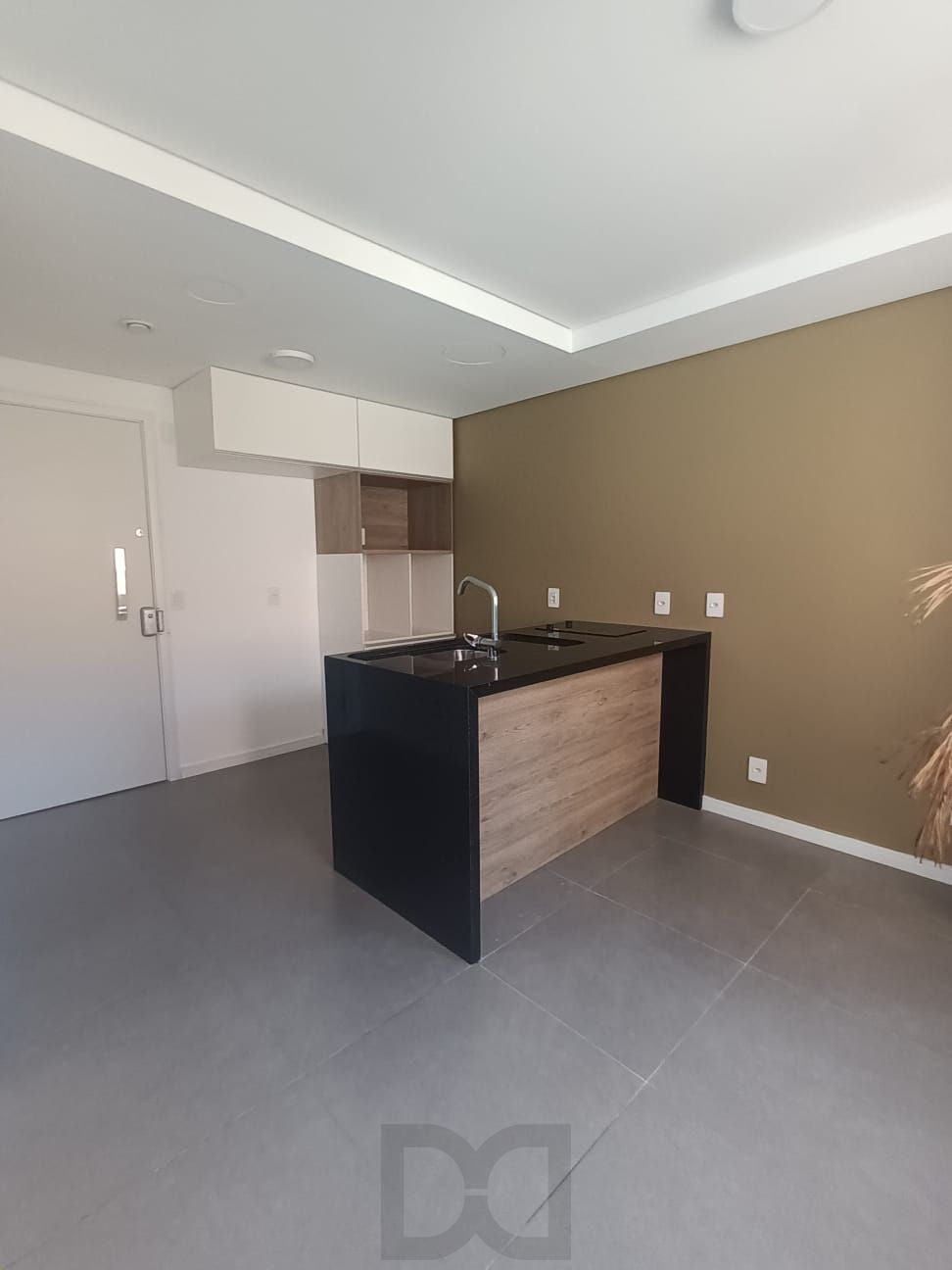 Studio, novo, desocupado, localizado no Bairro Cidade Baixa — foto 21