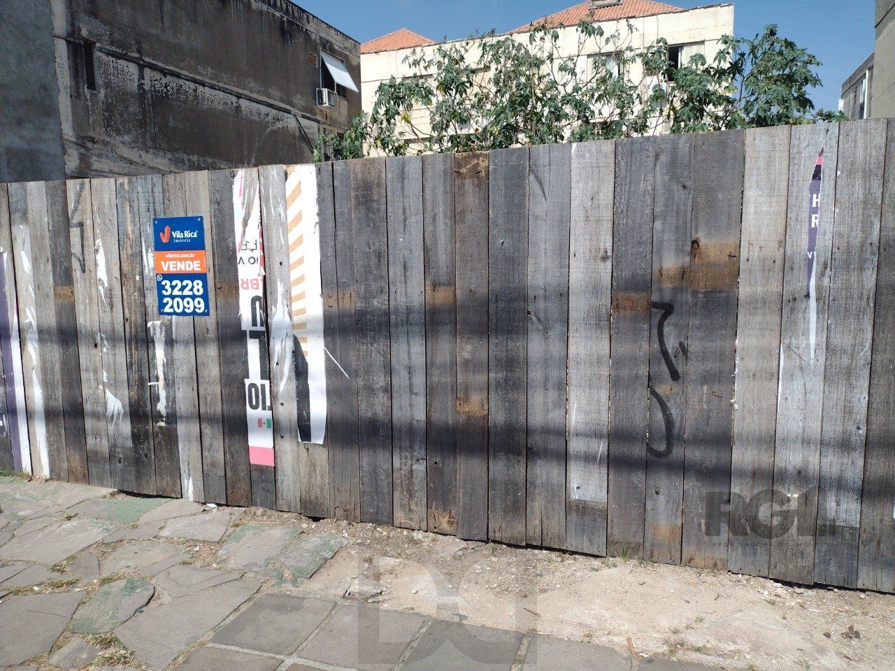 Compre terreno na Av Bento Gonçalves, 20,24 X 24M2,Bairro Partenon — foto 16