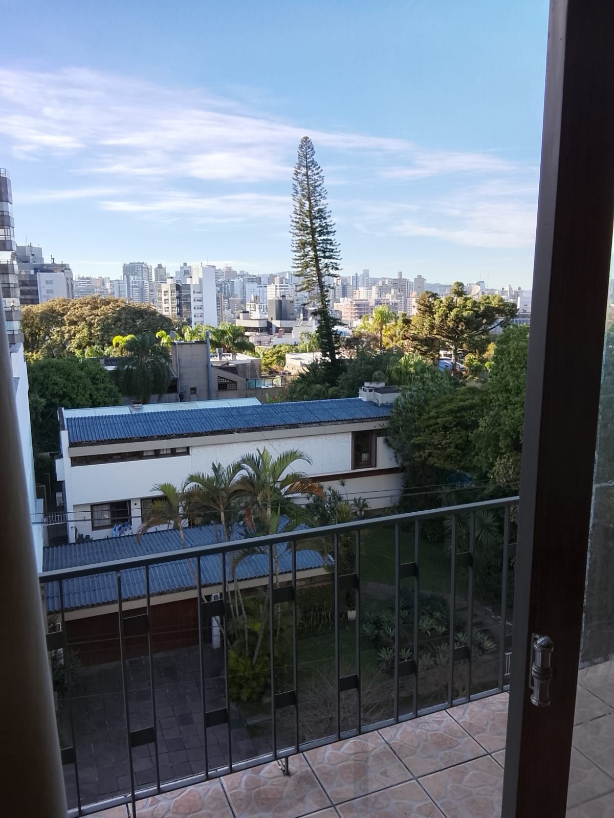 Oportunidade Única! Apartamento Semimobiliado de 3 Quartos e 1 Suíte Região Nobre em Porto Alegre — foto 42