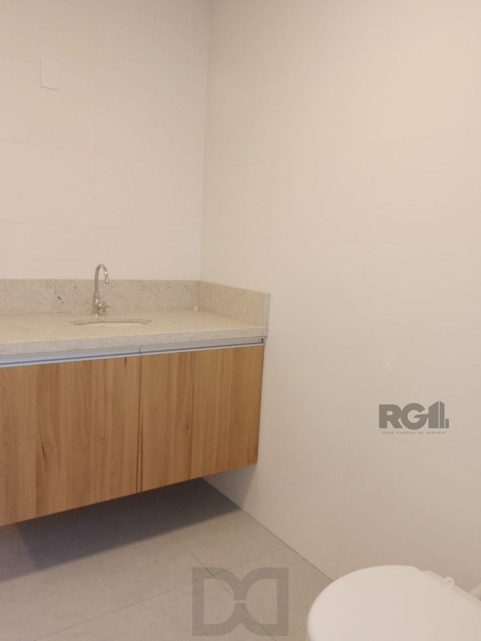 Raridade, apartamento 3 dormitórios,reformado, desocupado,no Centro — foto 8
