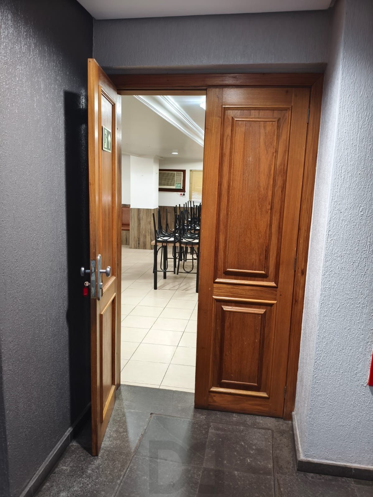 Oportunidade 2D, 2 Banheiros - Cidade Baixa - Porto Alegre - Preço Atrativo — foto 20