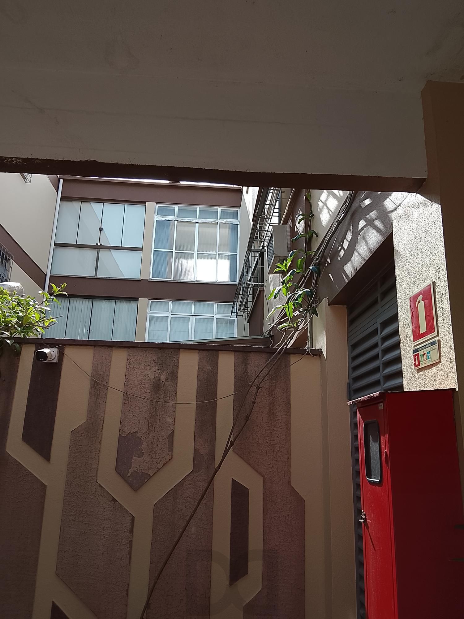 Ótimo apartamento 1D, desocupado na Medianeira, preço atrativo. — foto 50