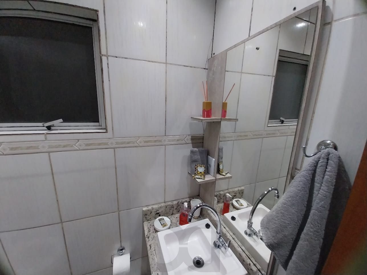 Oportunidade Excelente Apartamento 1D Mobiliado 2 piso com elevador Cidade Baixa. — foto 45
