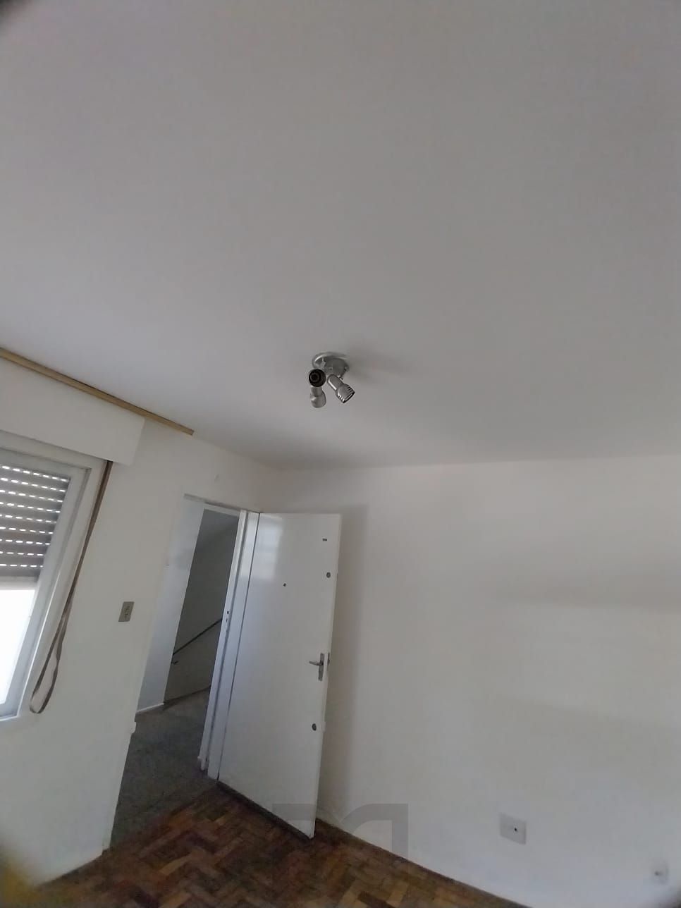 Apto 1D desocupado com BOX no Humaitá P. Alegre, Preço Atrativo — foto 6