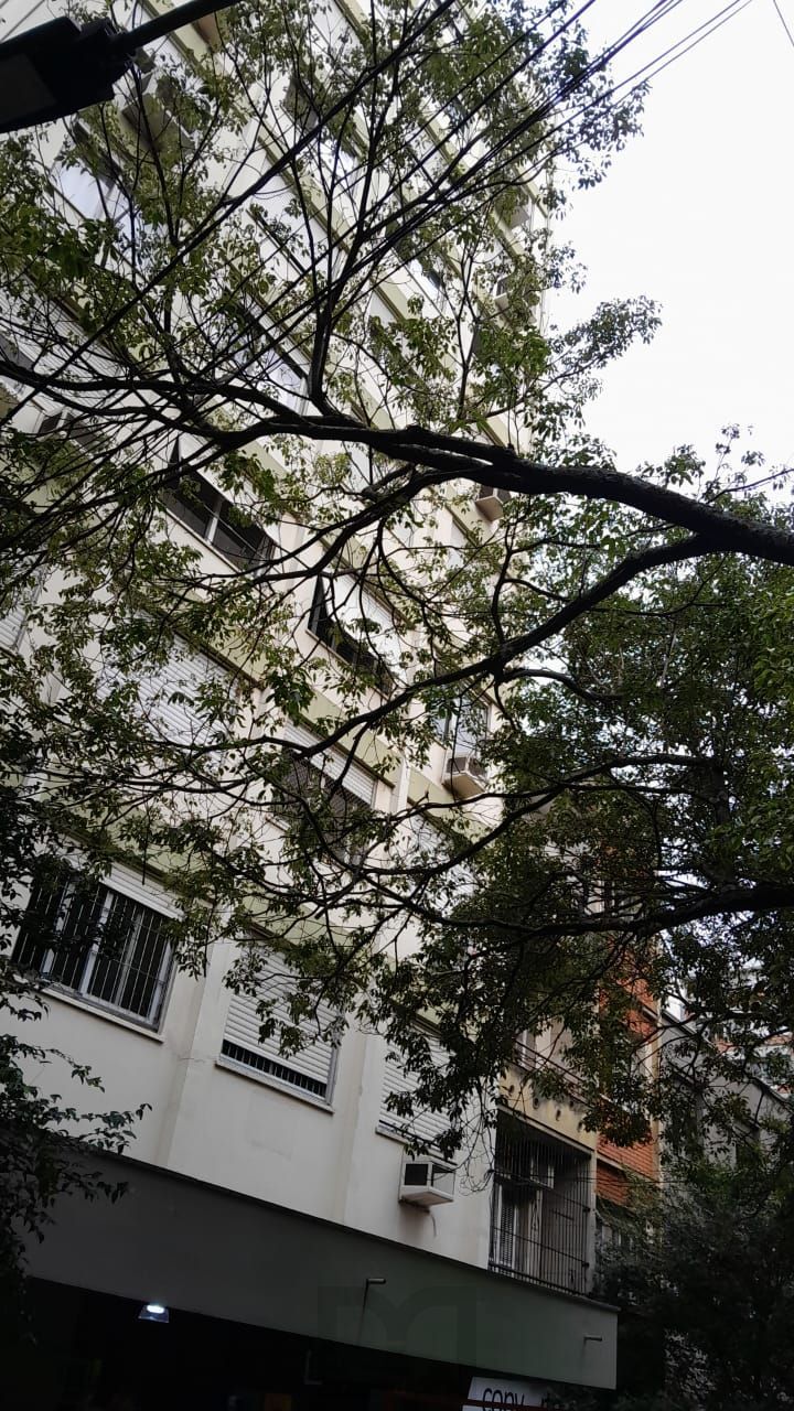 1 quarto,na andré da rocha,com elevador,ótima conservação — foto 2
