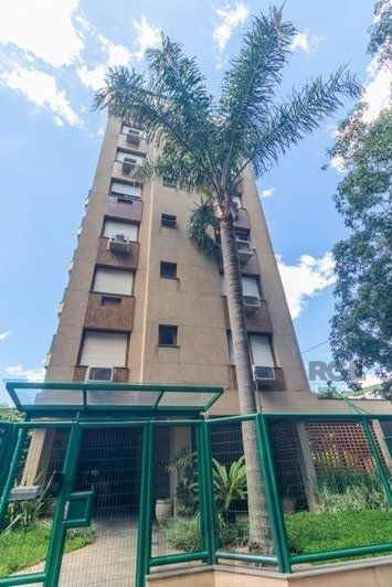 Apartamento 2 Dormitórios,Suíte,Elevador e Garagem no Bairro Santana — foto 1