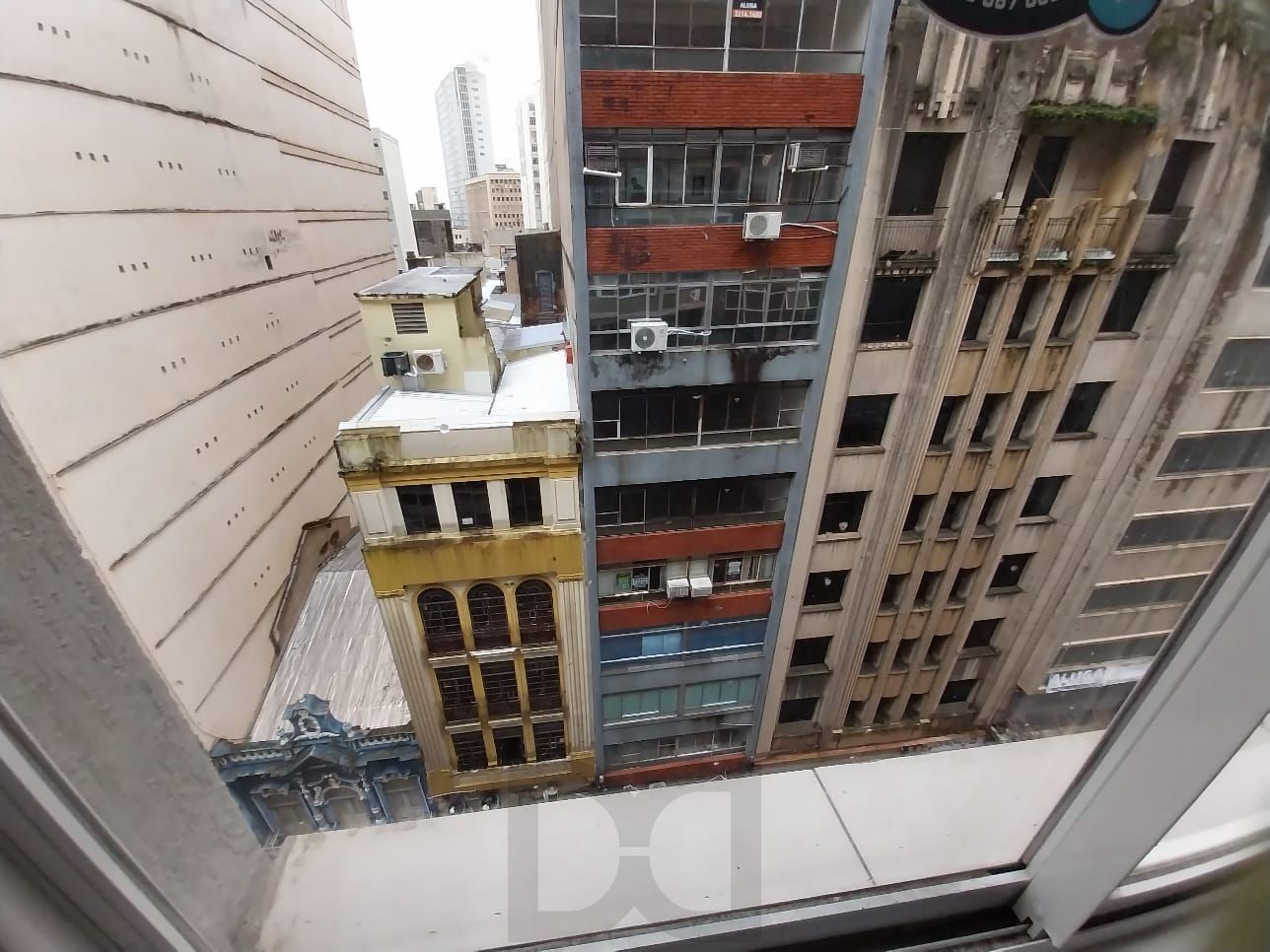 Oportunidade Sala Comercial Centro Frente andar Alto, Preço ATRATIVO. — foto 36