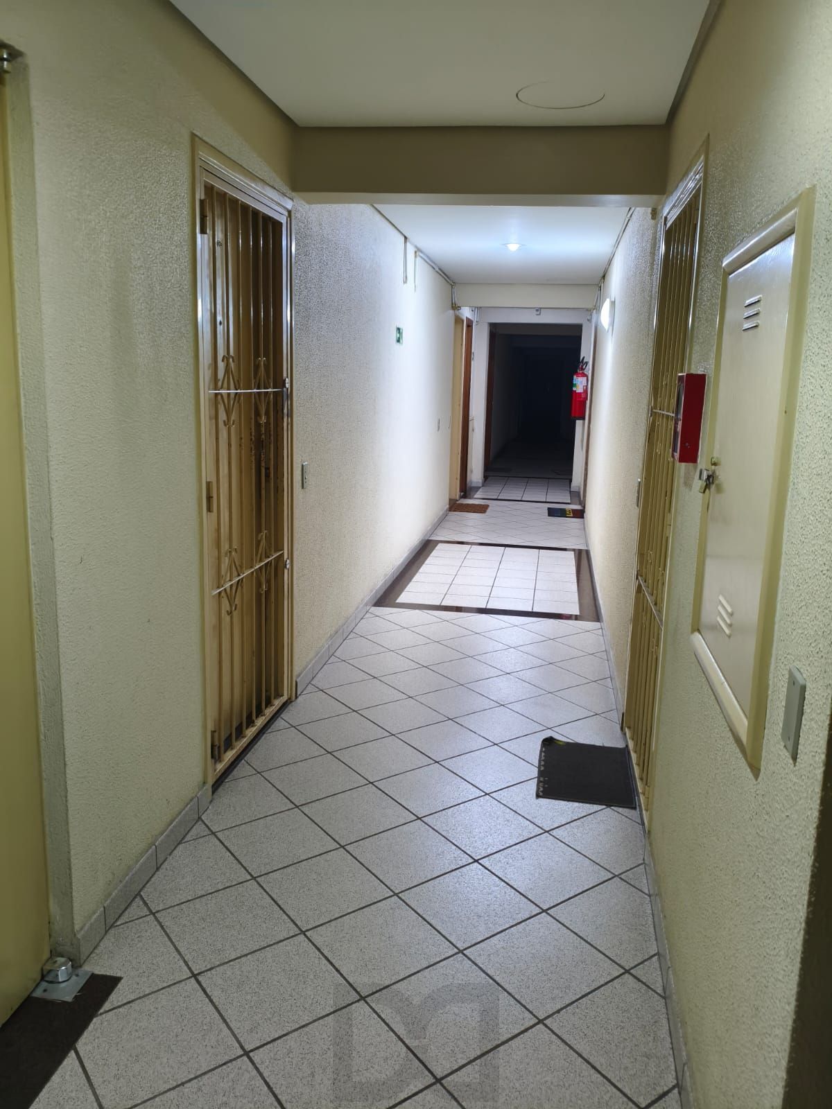 Oportunidade 2D, 2 Banheiros - Cidade Baixa - Porto Alegre - Preço Atrativo — foto 38