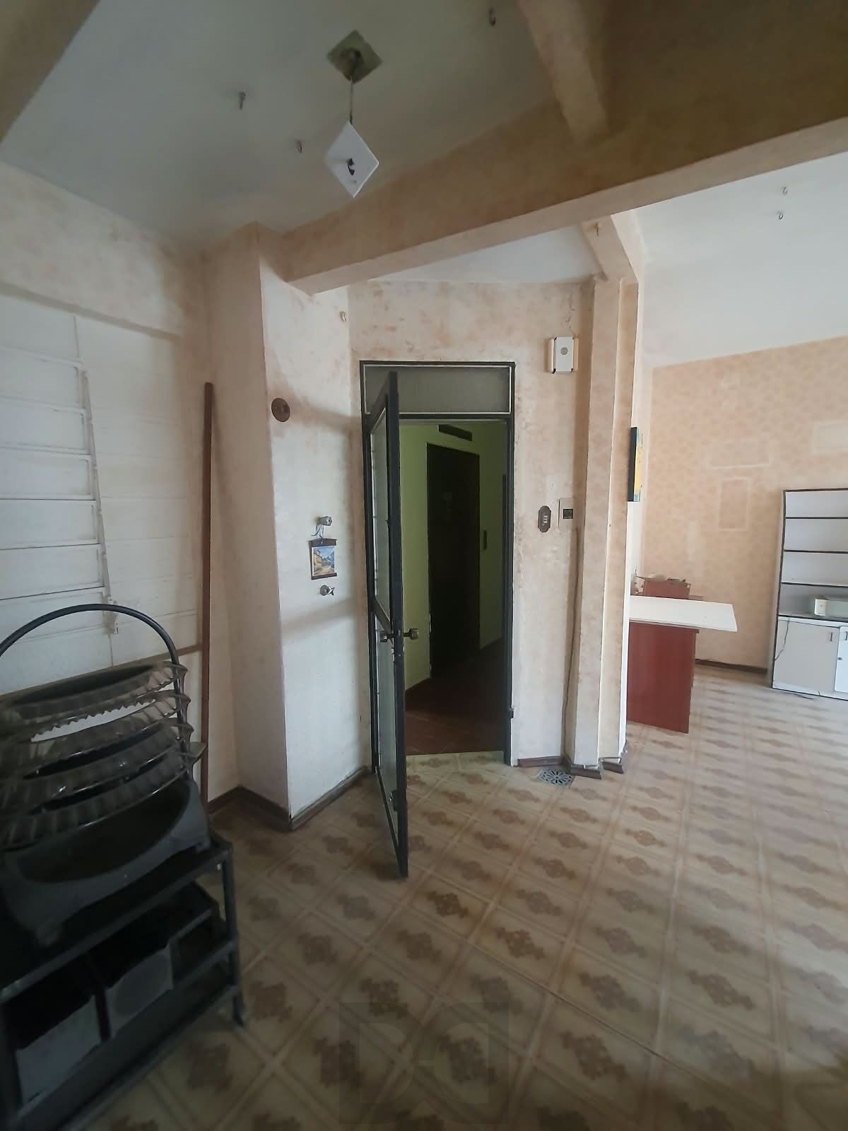 Conjunto comercial com Hall, 2 salas, sacada e Banheiro na Salgado filho - Centro Histórico! — foto 9
