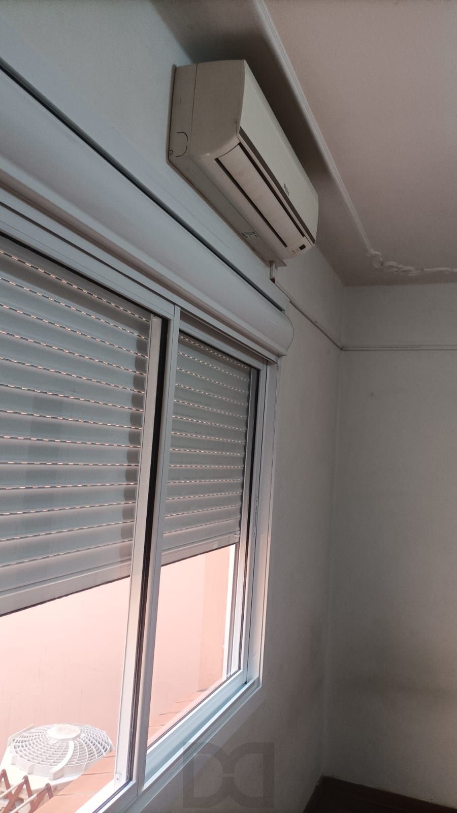 JK / Kitnet AMPLO Cidade Baixa - 1 lance de escada Preço atrativo — foto 10