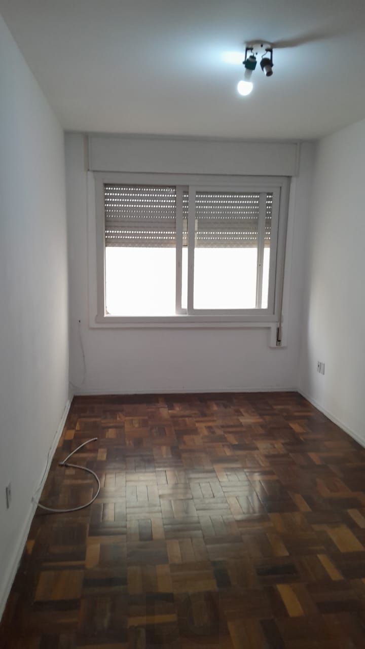 1 quarto,na andré da rocha,com elevador,ótima conservação — foto 3