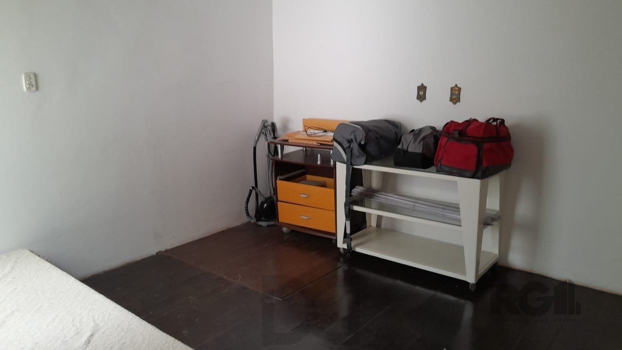 Casa comercial ou residencial com 2 pisos,,próximo Av.Cristovão Colombo — foto 6
