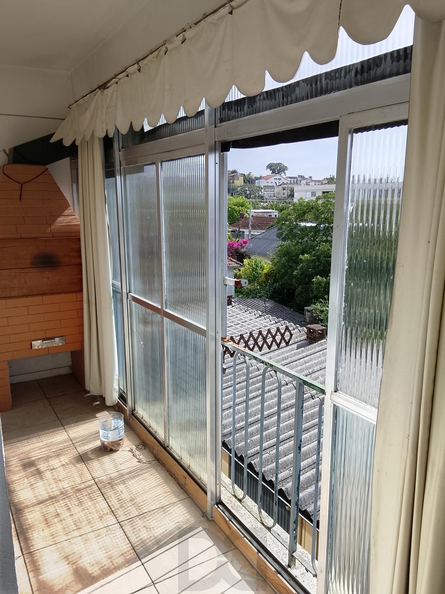 Ótimo apartamento 1D, desocupado na Medianeira, preço atrativo. — foto 9