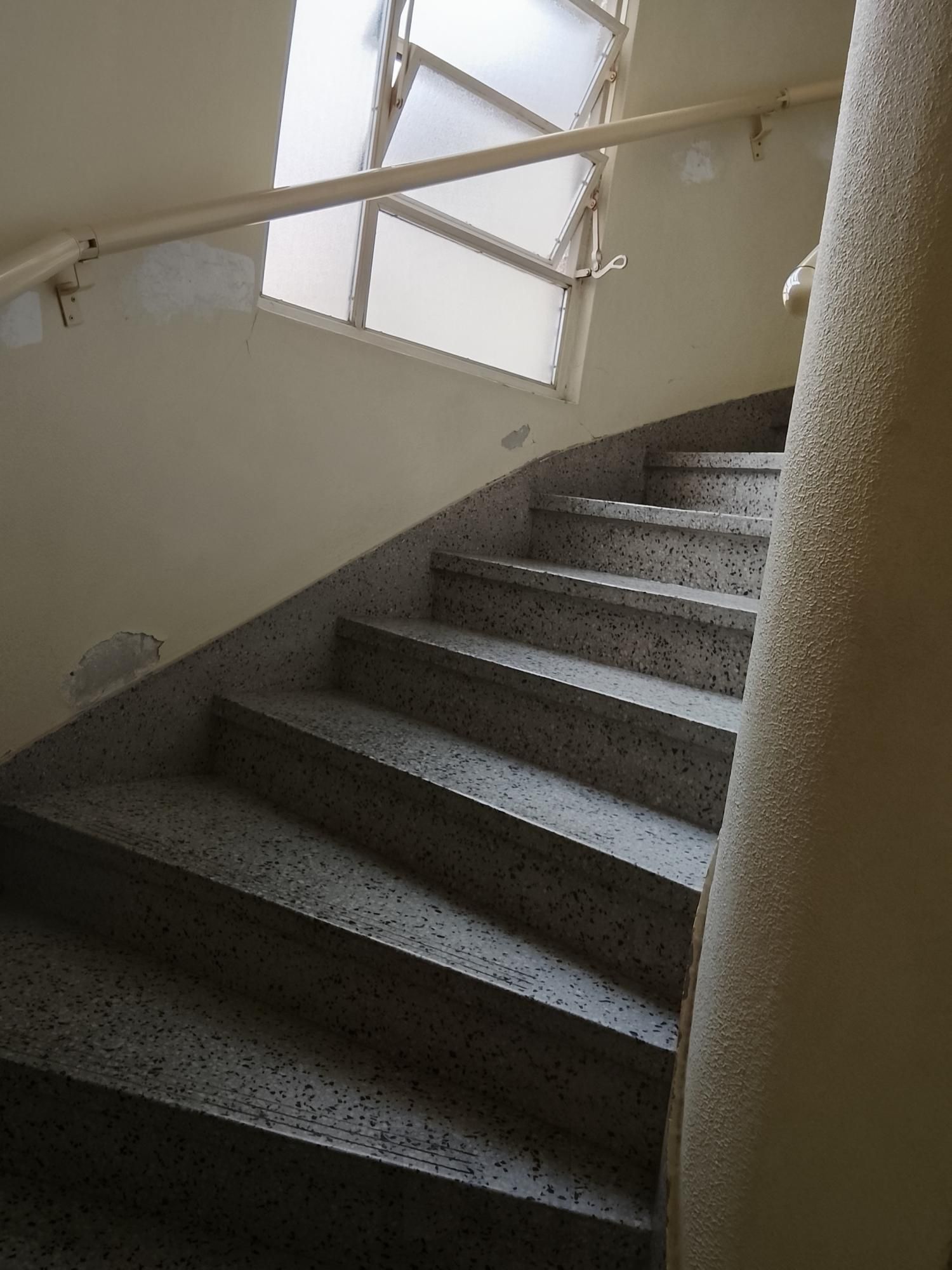 Excelente apto Lateral. 1D, sala, coz, área de serv. banh. Preço Atrativo! — foto 19