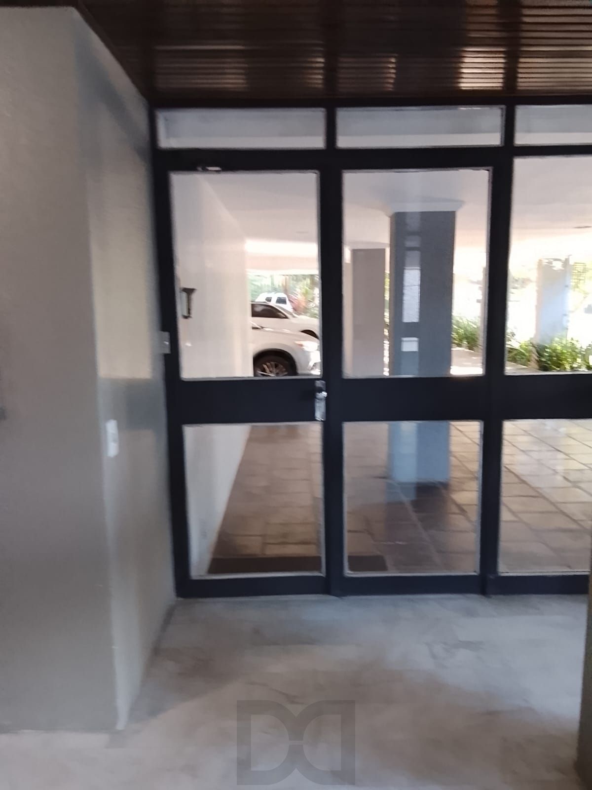 Oportunidade Única! Apartamento Semimobiliado de 3 Quartos e 1 Suíte Região Nobre em Porto Alegre — foto 6