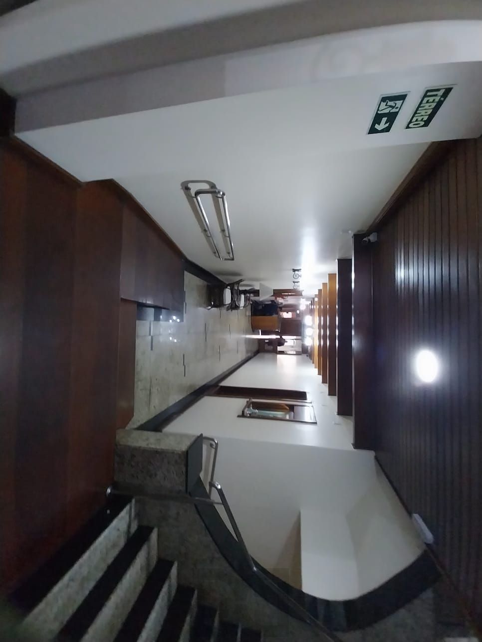 Oportunidade Excelente Apartamento 1D Mobiliado 2 piso com elevador Cidade Baixa. — foto 66