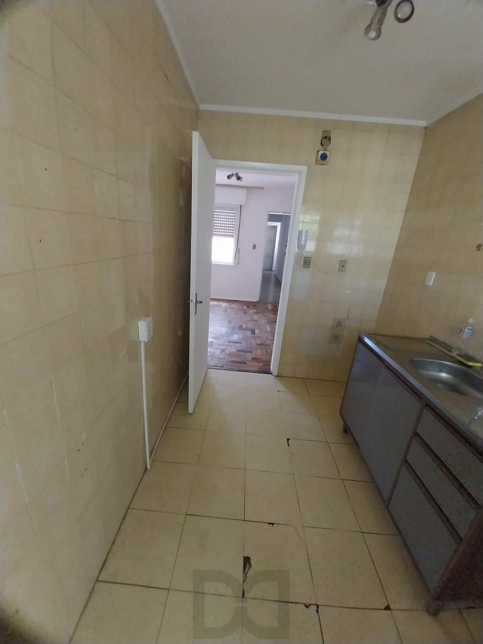 Apto 1D desocupado com BOX no Humaitá P. Alegre, Preço Atrativo — foto 25
