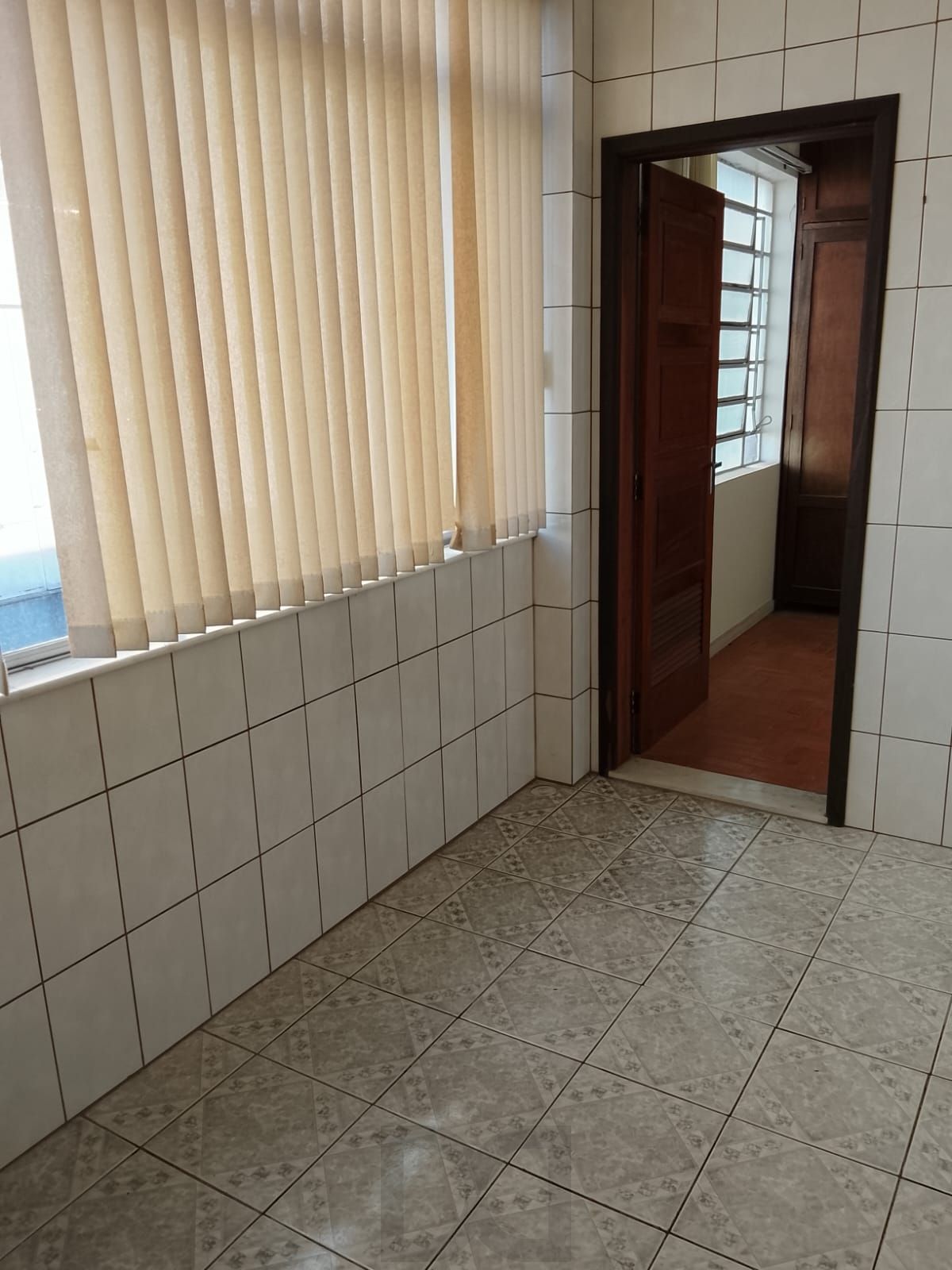 Oportunidade Única! Apartamento Semimobiliado de 3 Quartos e 1 Suíte Região Nobre em Porto Alegre — foto 20