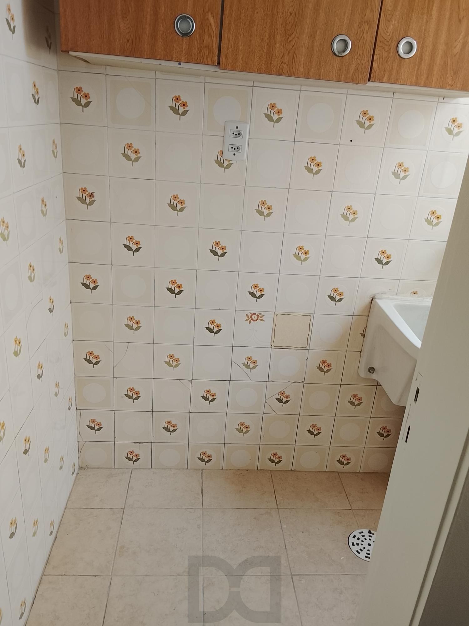 Excelente apto Lateral. 1D, sala, coz, área de serv. banh. Preço Atrativo! — foto 38