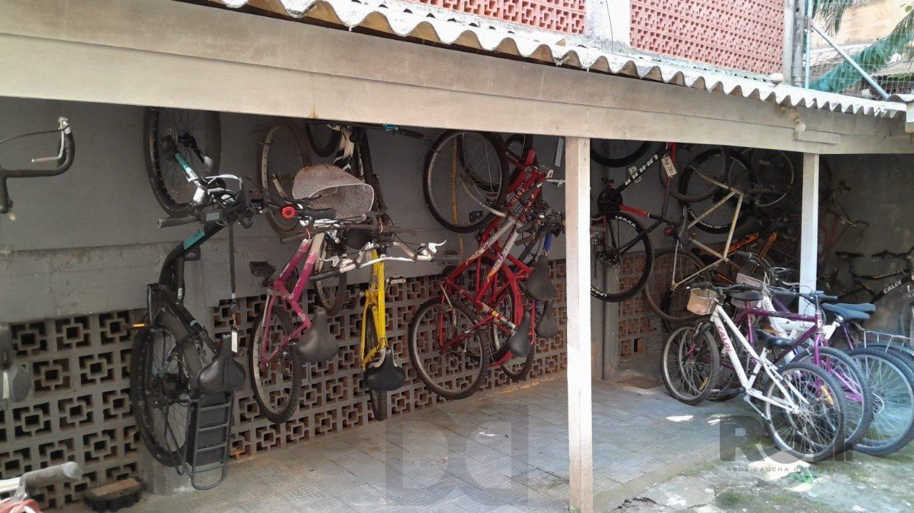 Apartamento 2 Dormitórios,box,elevador,Bairro Centro Histórico — foto 3