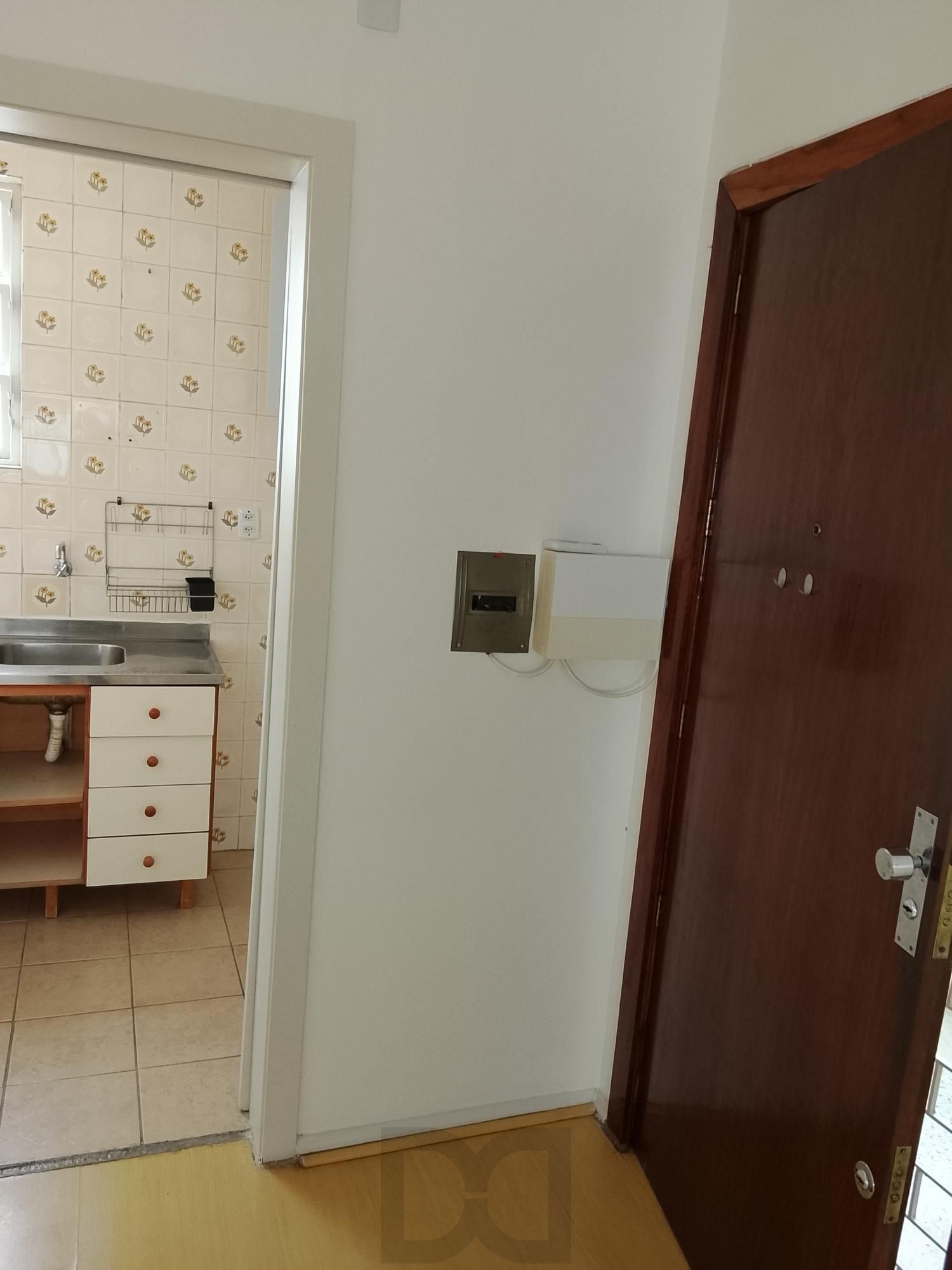 Excelente apto Lateral. 1D, sala, coz, área de serv. banh. Preço Atrativo! — foto 33