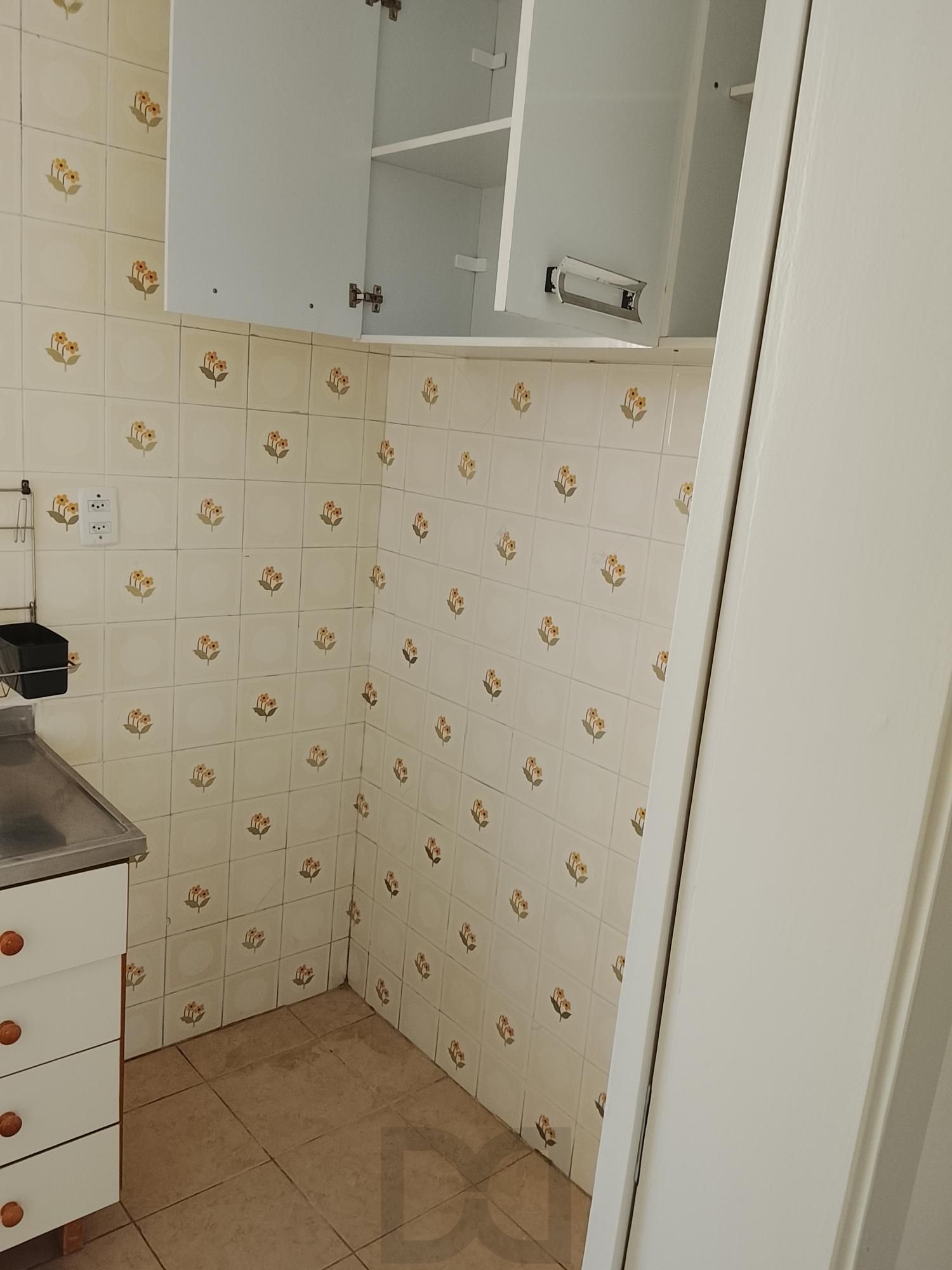 Excelente apto Lateral. 1D, sala, coz, área de serv. banh. Preço Atrativo! — foto 35