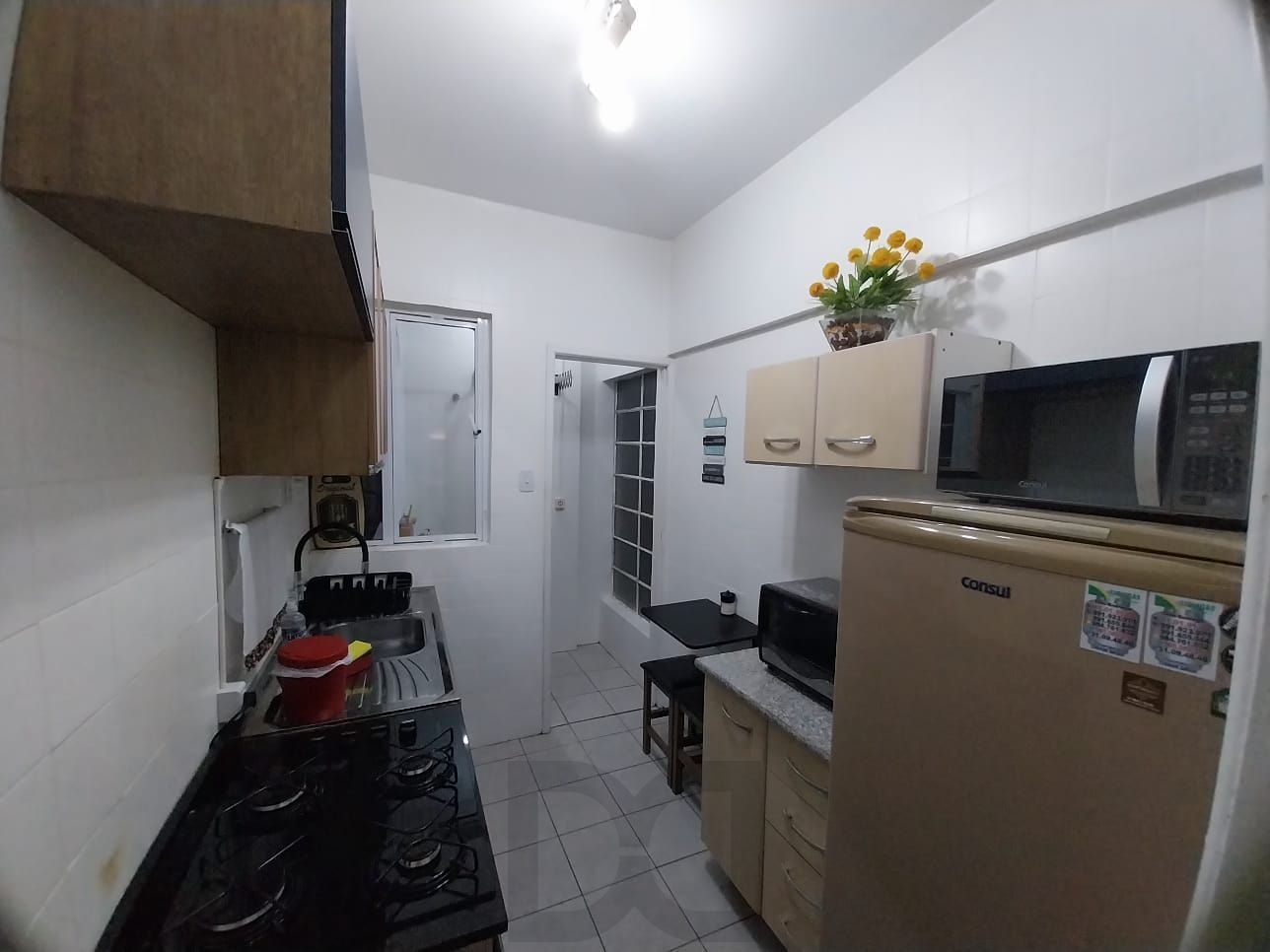 Oportunidade Excelente Apartamento 1D Mobiliado 2 piso com elevador Cidade Baixa. — foto 19