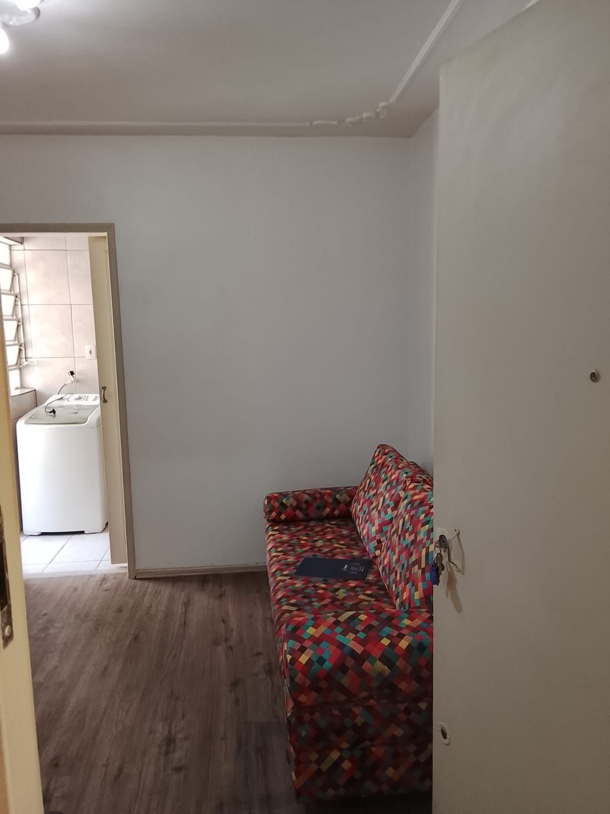 JKZÃO SALA QUARTO CONJUGADOS, COZINHA COM ÁREA DE SERVIÇO E BANHEIRO, C. BAIXA Porto Alegre — foto 7