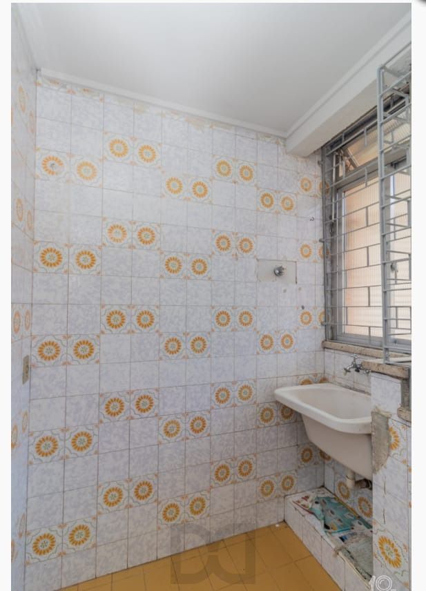 Belo e Amplo apartamento de 2 dormitórios na Cidade Baixa - Preço atrativo. — foto 13