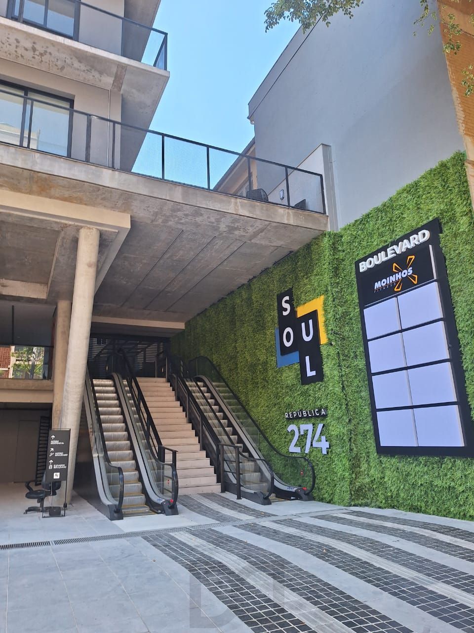 Apartamento 1D andar alto - lançamento - Cidade Baixa - Porto Alegre — foto 1