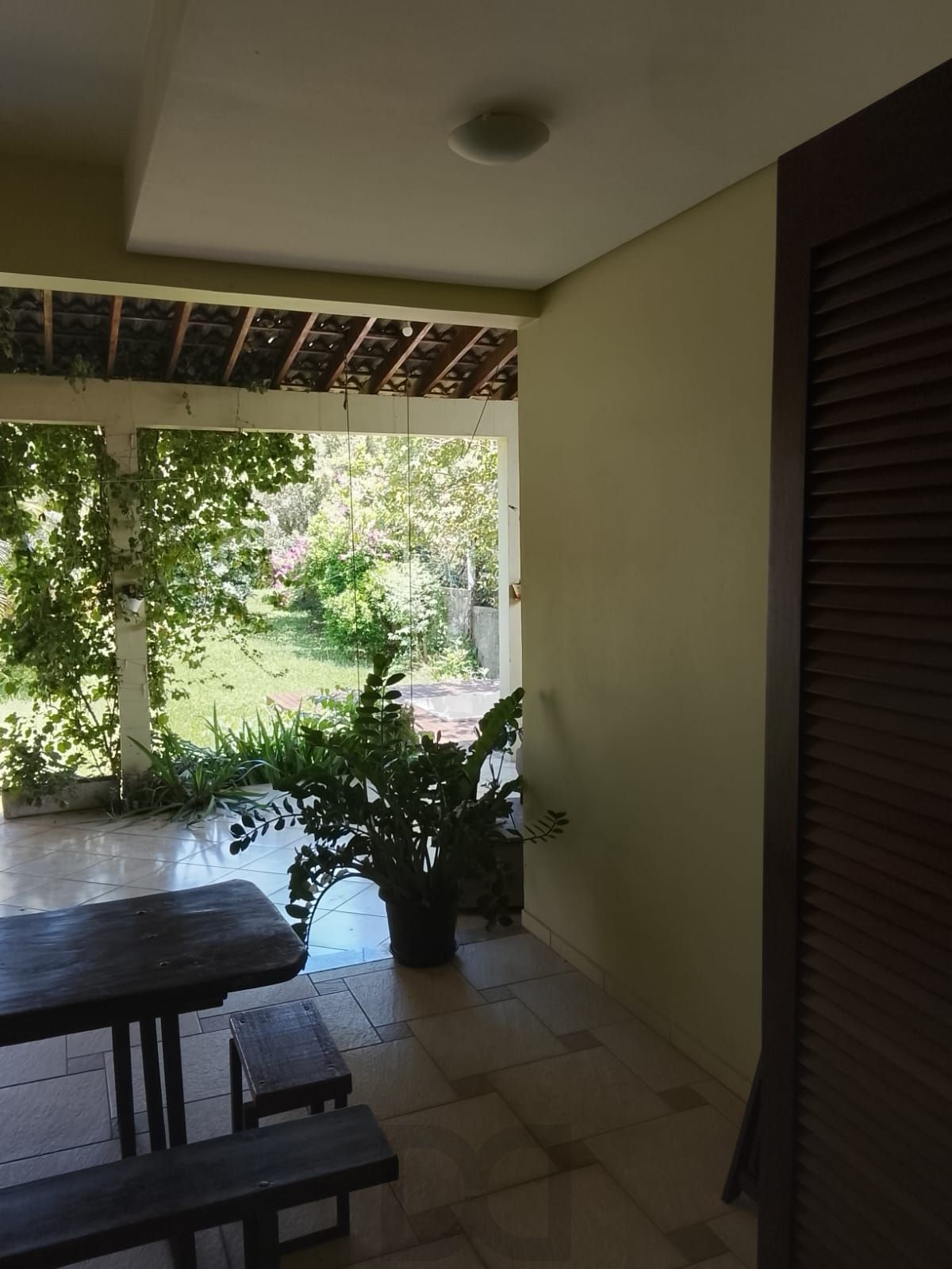 CASA / SOBRADO 5D e 10 vagas 3 Banheiros - Pátio enorme c/ Jacuzi e Pergolado - Living 3 ambientes - Sta Teresa — foto 38