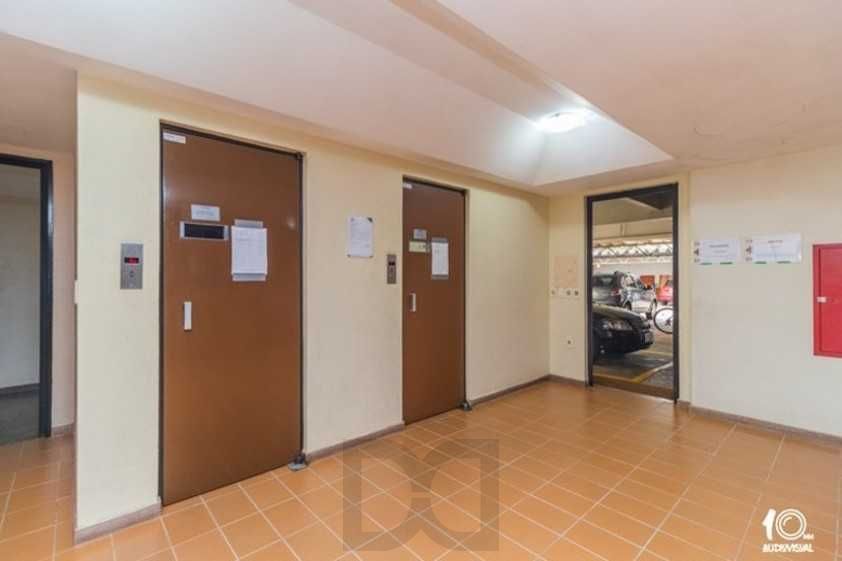 Excelente apartamento, 1D. Centro Histórico, de frente, andar alto. — foto 10