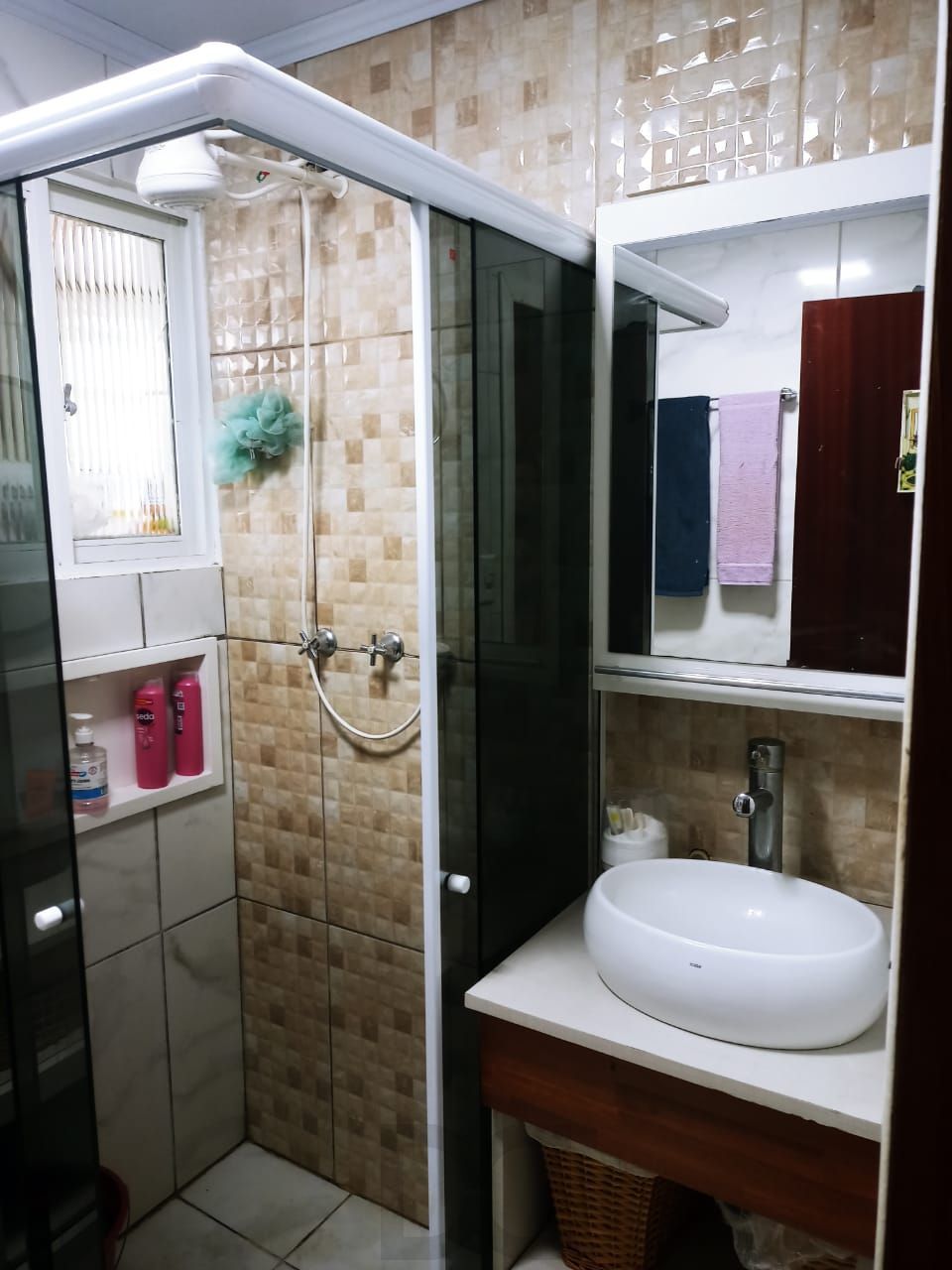 Apartamento com 2 Quartos,com box,no Bairro Humaitá — foto 25