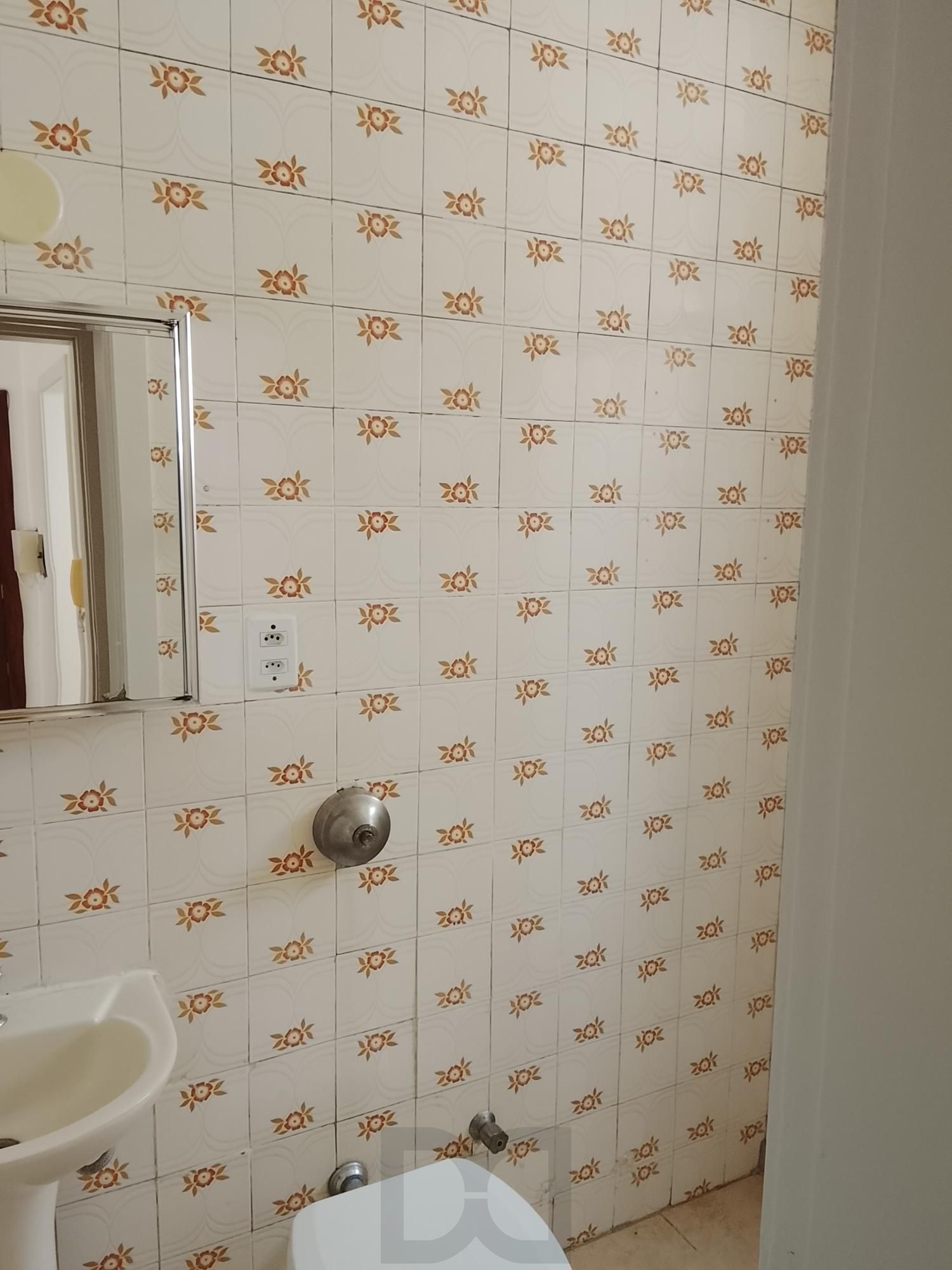 Excelente apto Lateral. 1D, sala, coz, área de serv. banh. Preço Atrativo! — foto 55