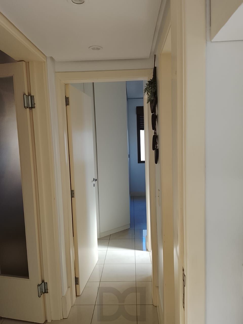 Excelente 2D C/Suíte e vaga coberta Três Figueiras - Porto Alegre — foto 33