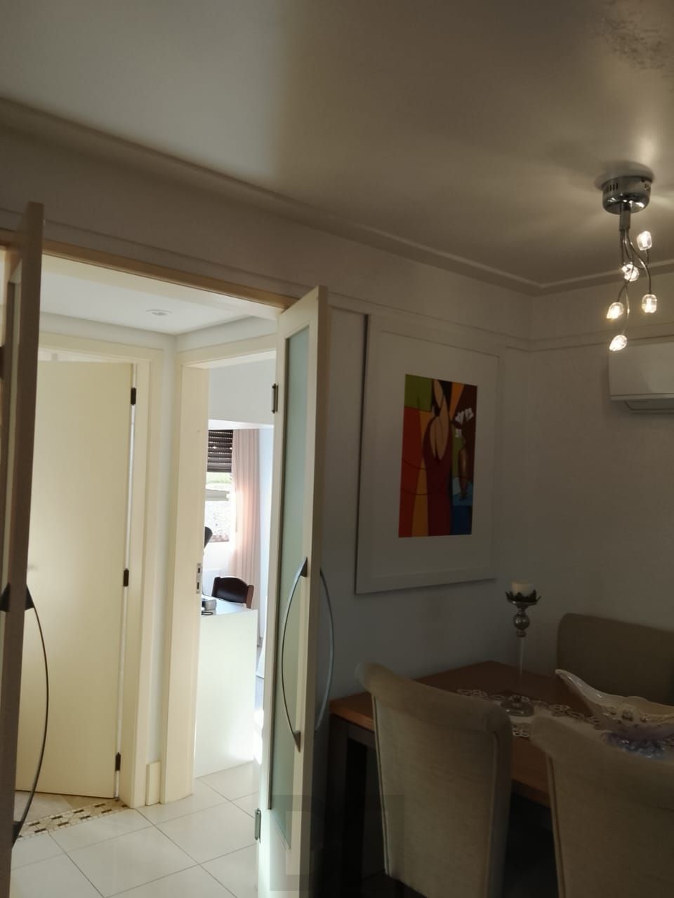 Excelente 2D C/Suíte e vaga coberta Três Figueiras - Porto Alegre — foto 21