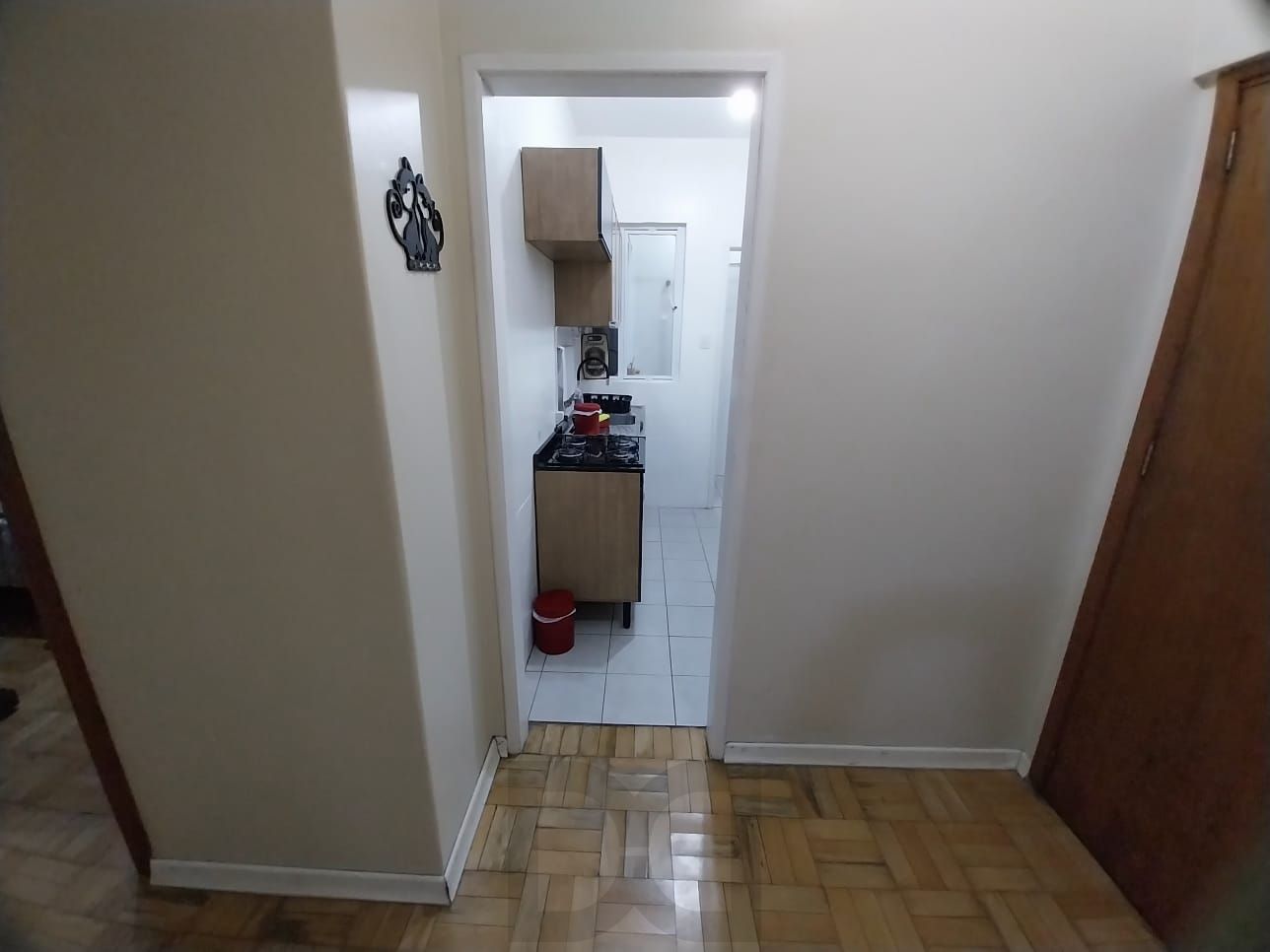 Oportunidade Excelente Apartamento 1D Mobiliado 2 piso com elevador Cidade Baixa. — foto 15