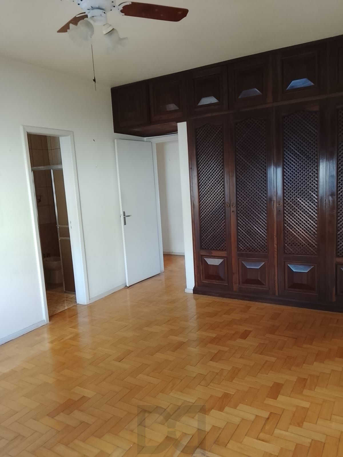 Oportunidade Única! Apartamento Semimobiliado de 3 Quartos e 1 Suíte Região Nobre em Porto Alegre — foto 28