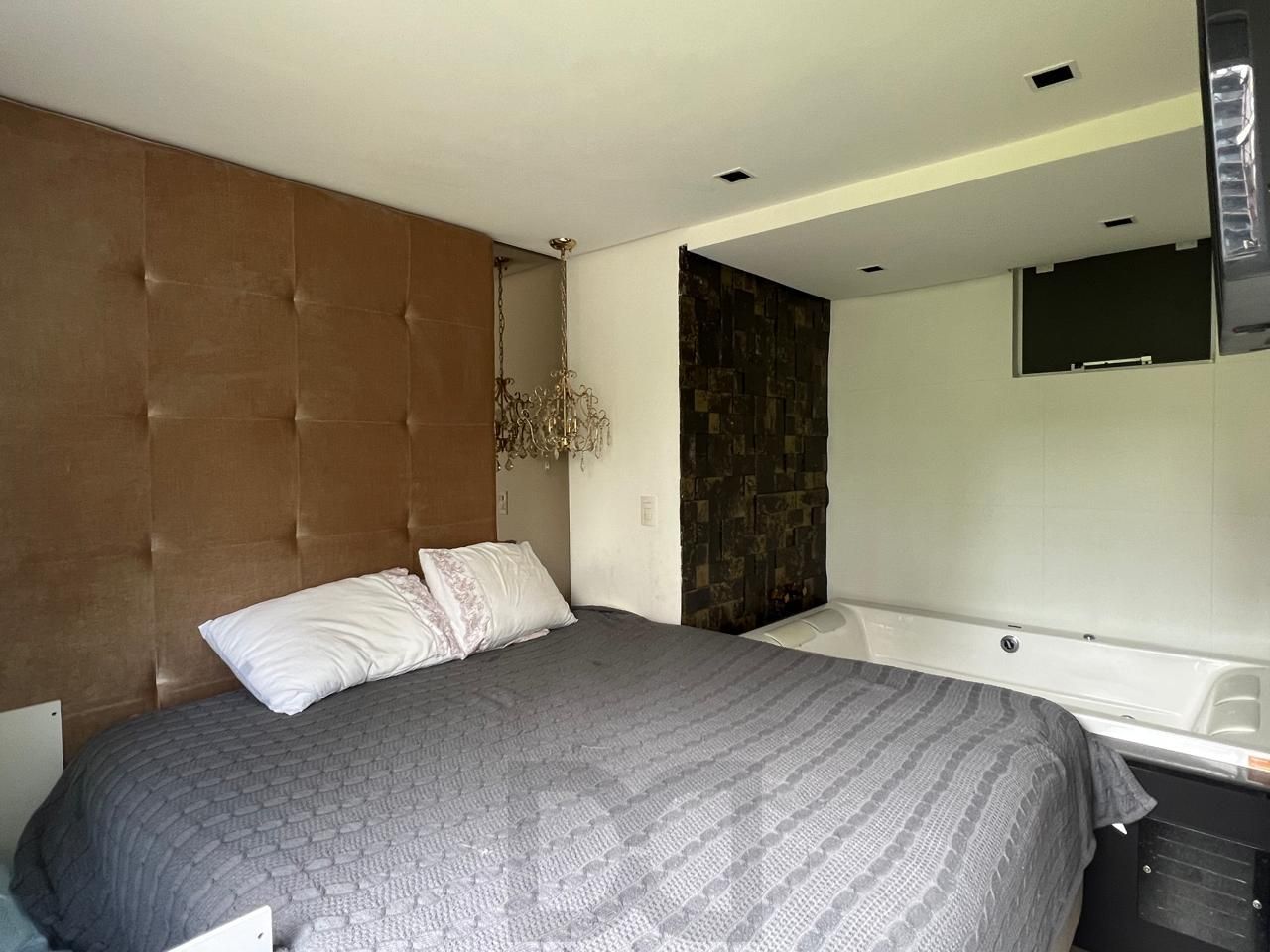 Lindíssima Cobertura Semimobiliada, com 176m2, 3 dorm. no bairro Mont'Serrat. — foto 17
