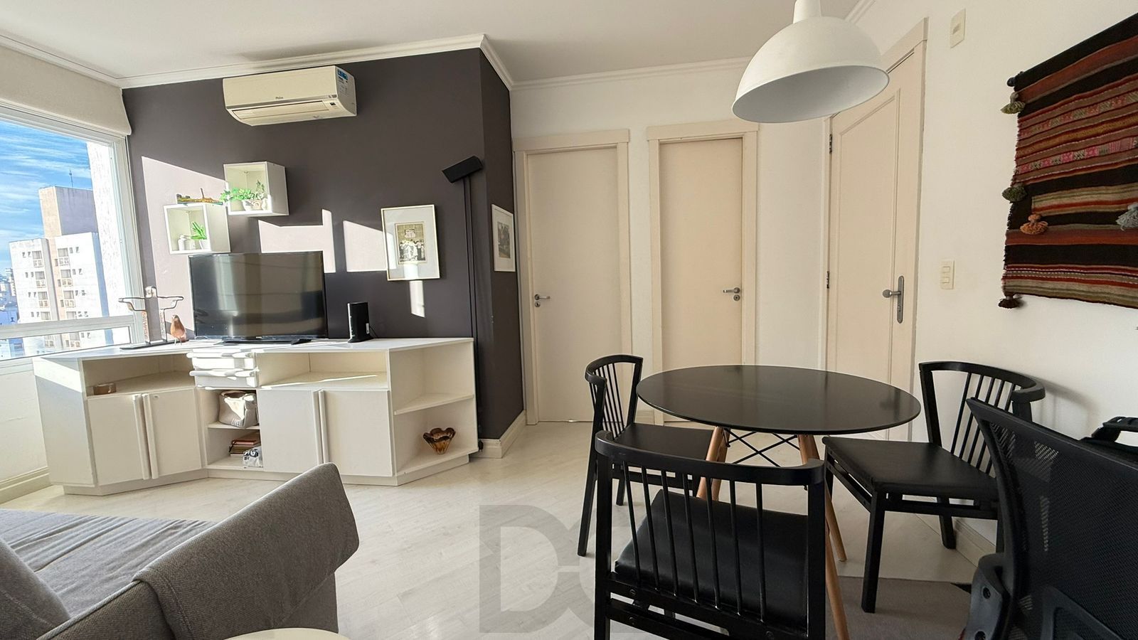 Apartamento 1 dormitório c/vaga escriturada coberta e infra completa no Rio Branco — foto 2