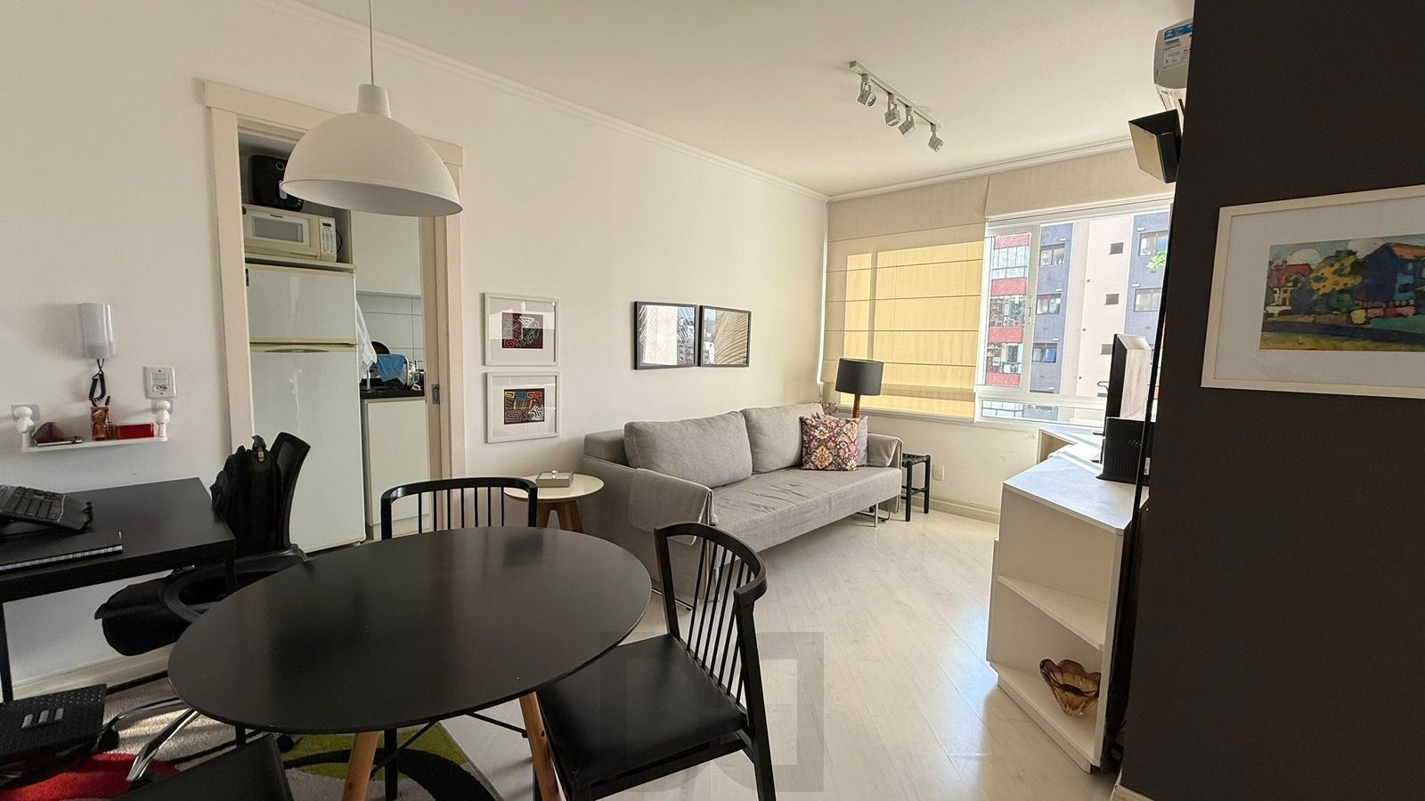 Apartamento 1 dormitório c/vaga escriturada coberta e infra completa no Rio Branco — foto 1