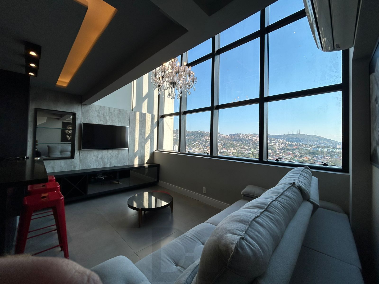 Apartamento duplex a venda, mobiliado e decorado, planta de 57 m2 com 1 dormitório, 2 vagas e 1 depósito. — foto 4